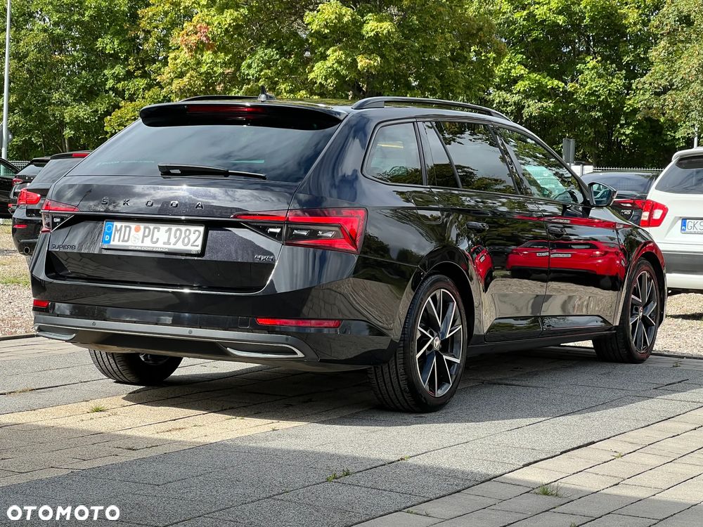 Skoda Superb 2.0 TDI 4x4 DSG Sportline - 10