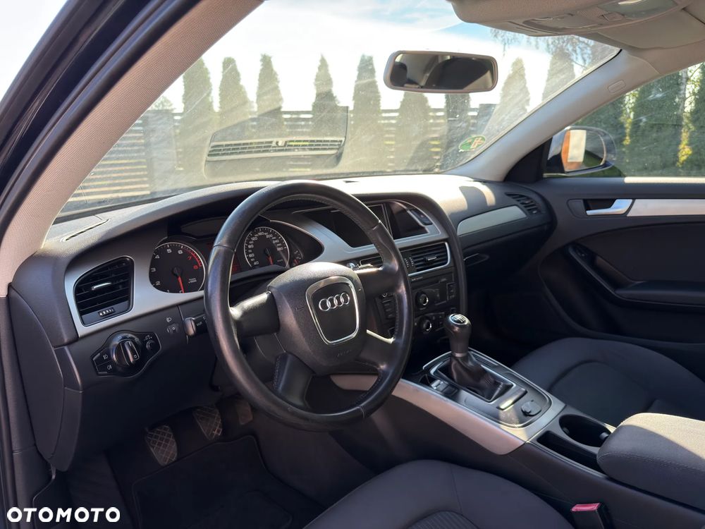 Audi A4 Limousine 2.0 TFSI Ambiente - 31