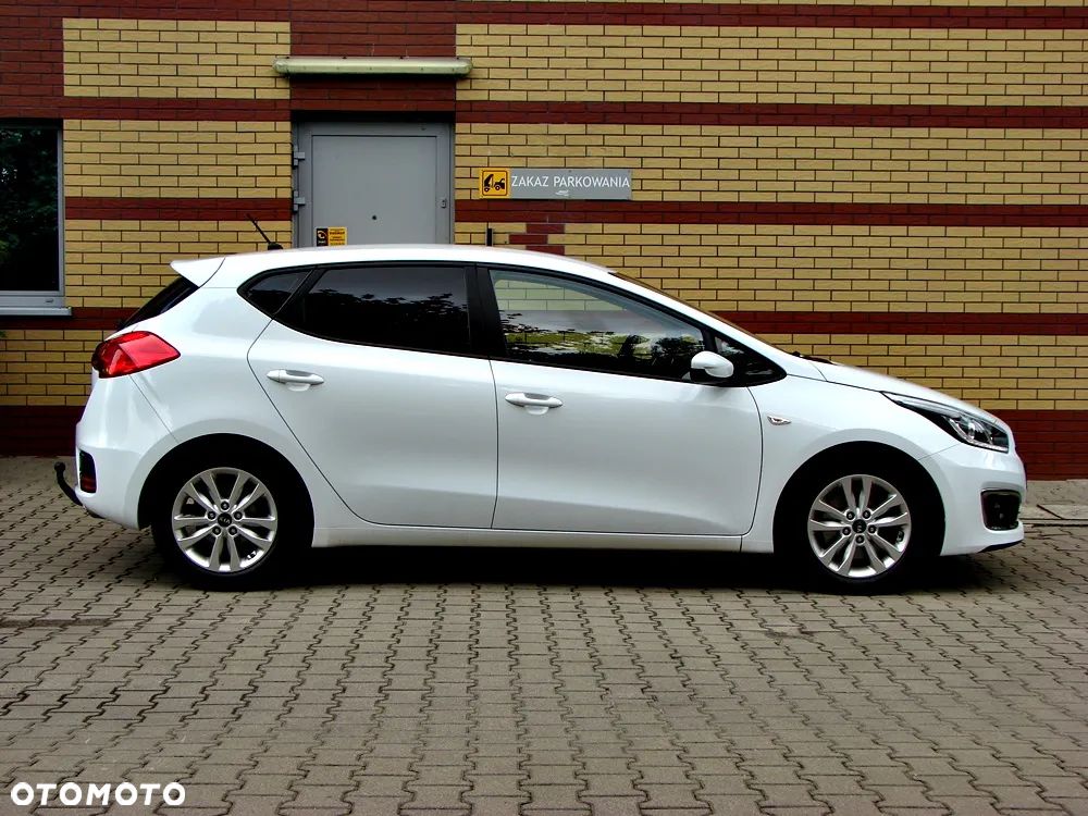 Kia Ceed 1.4 CVVT Dream Team Edition - 14