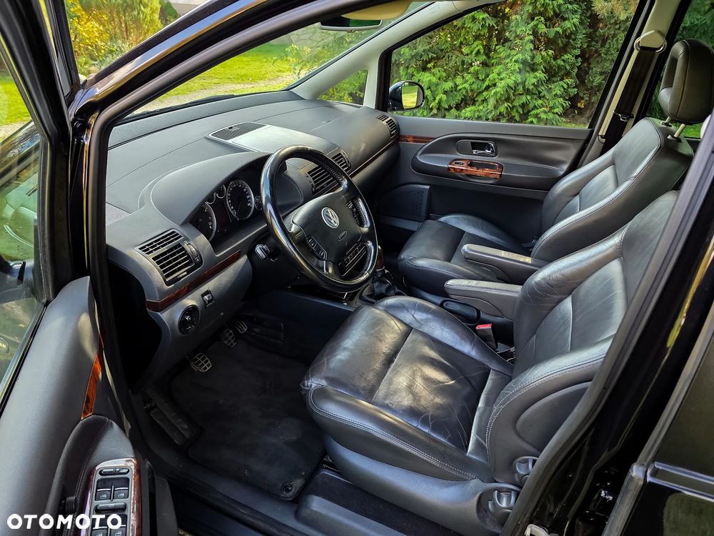 Volkswagen Sharan 2.8 V6 Highline - 6