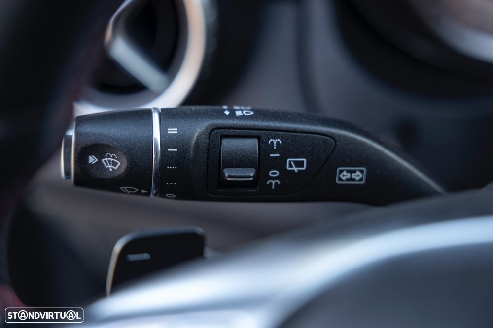 Mercedes-Benz GLA 200 (CDI) d 4Matic 7G-DCT AMG Line - 11