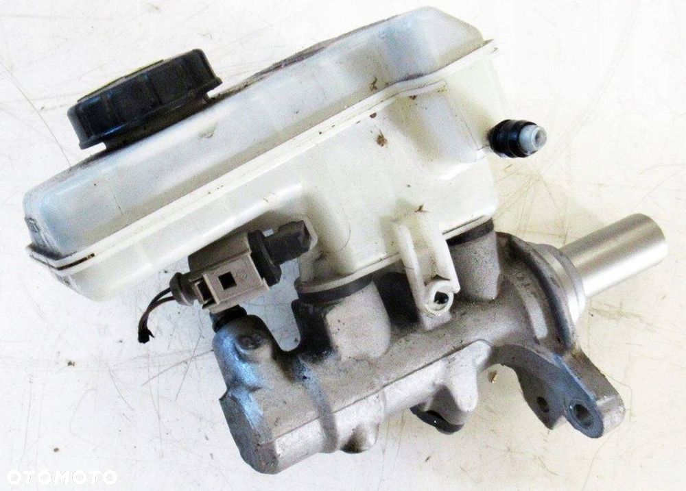 VW GOLF VII 7 12-20 1.4 TSI POMPA HAMULCOWA ZBIORNIK SKODA SEAT 5Q1611301D - 2