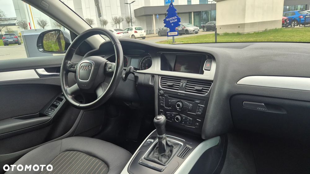 Audi A4 Limousine 2.0 TDI - 11