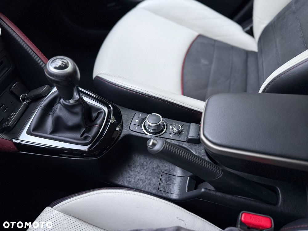 Mazda CX-3 SKYACTIV-G 120 FWD Exclusive-Line - 19
