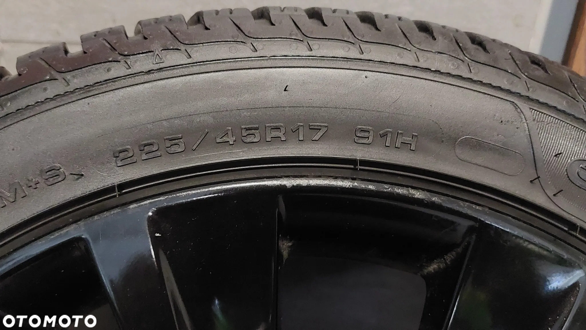 ALUFELGI ALUMINIOWE SKODA 225/45 R17 SAVA ESKIMO HP2 OPONY ZIMOWE FELGA ORYGINAŁ BIEŻNIK OPON 2 x po 7mm 2 x po 4mm - 4