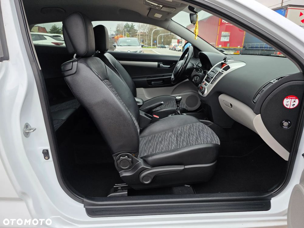 Kia ProCeed 1.6 CVVT EX - 11