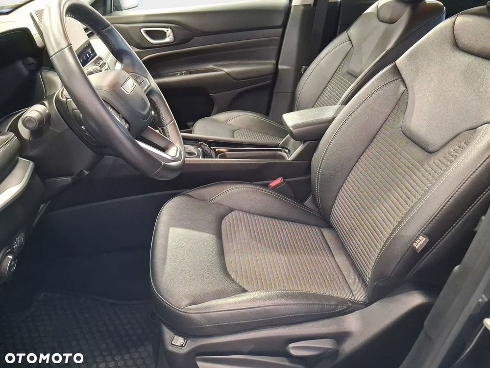 Jeep Compass - 10