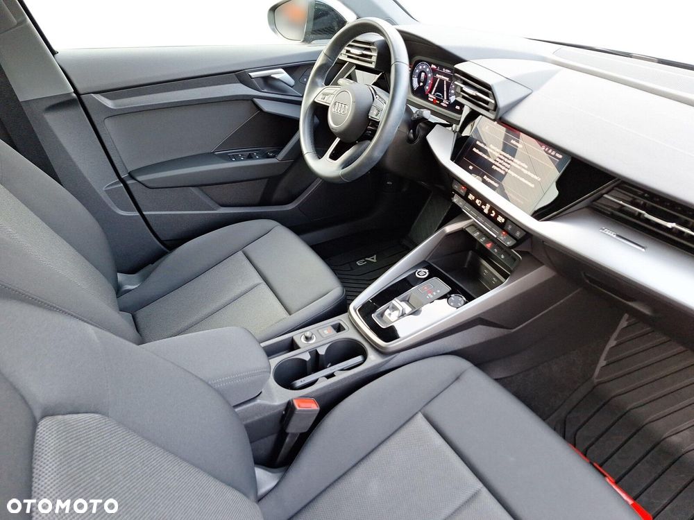 Audi A3 Sportback - 10