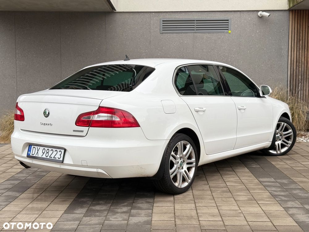 Skoda Superb - 2