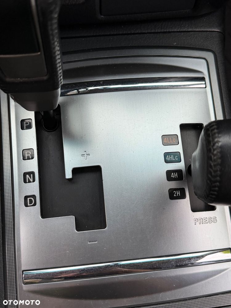 Mitsubishi Pajero 3.8 V6 Automatik Instyle - 17