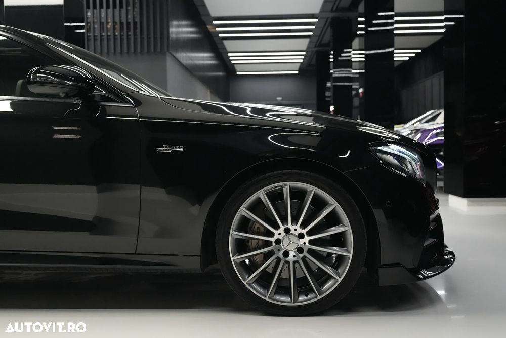 Mercedes-Benz E AMG 53 4MATIC Aut. - 37