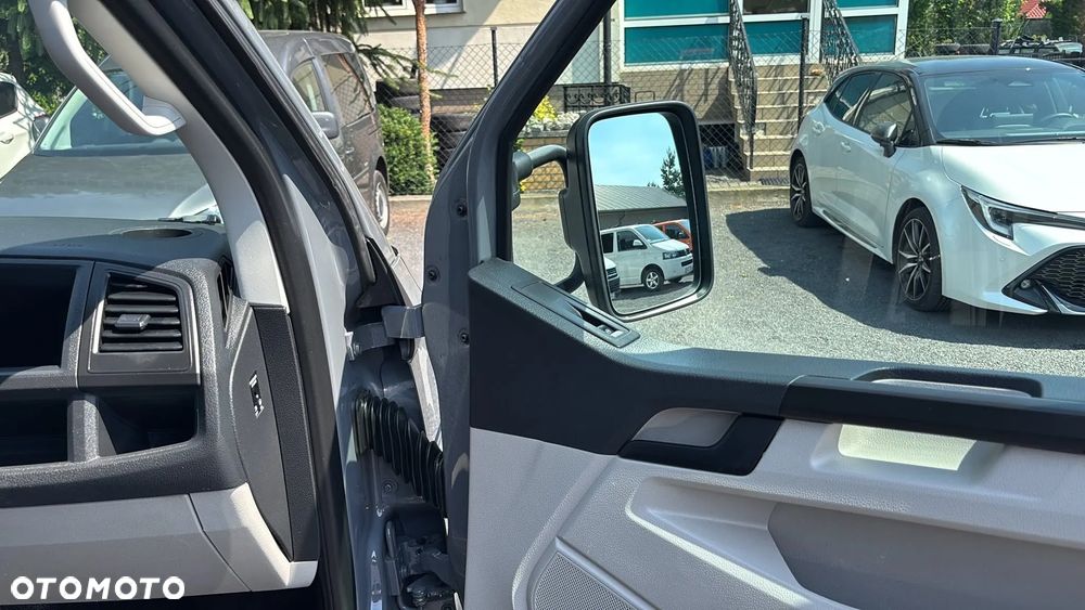 Volkswagen Transporter T6 - 21