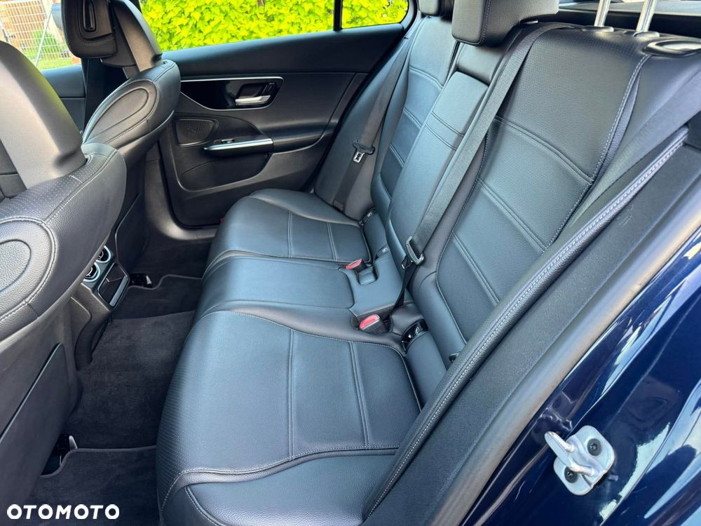 Mercedes-Benz Klasa C 200 d mHEV Business Edition - 15