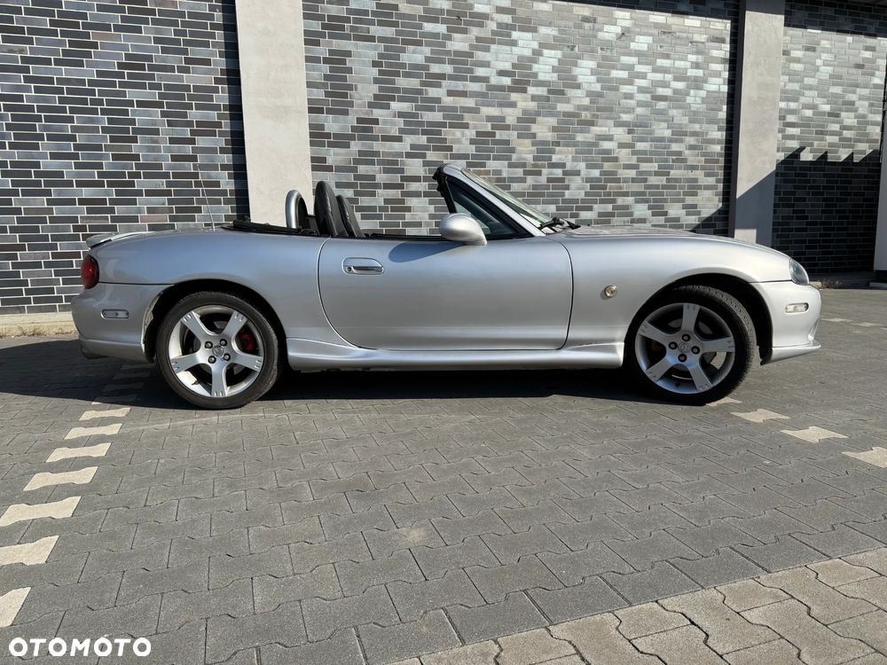 Mazda MX-5 1.9i 16V - 12