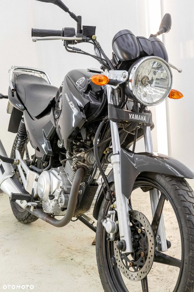 Yamaha YBR - 11