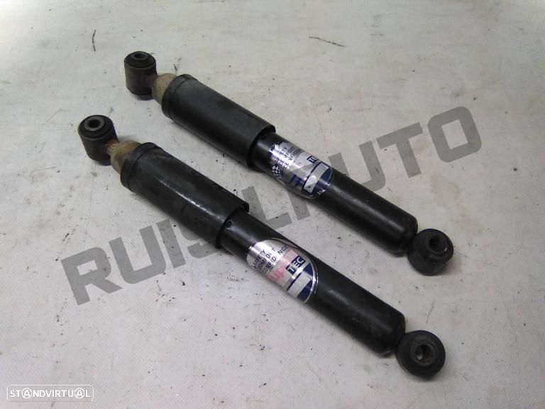 Conjunto Amortecedores Trás  Renault Clio I [1990_1998] 1.9 D - 1