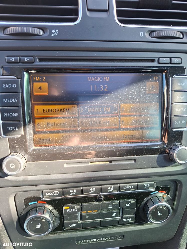 Volkswagen Golf 2.0 TDI Highline DSG - 3