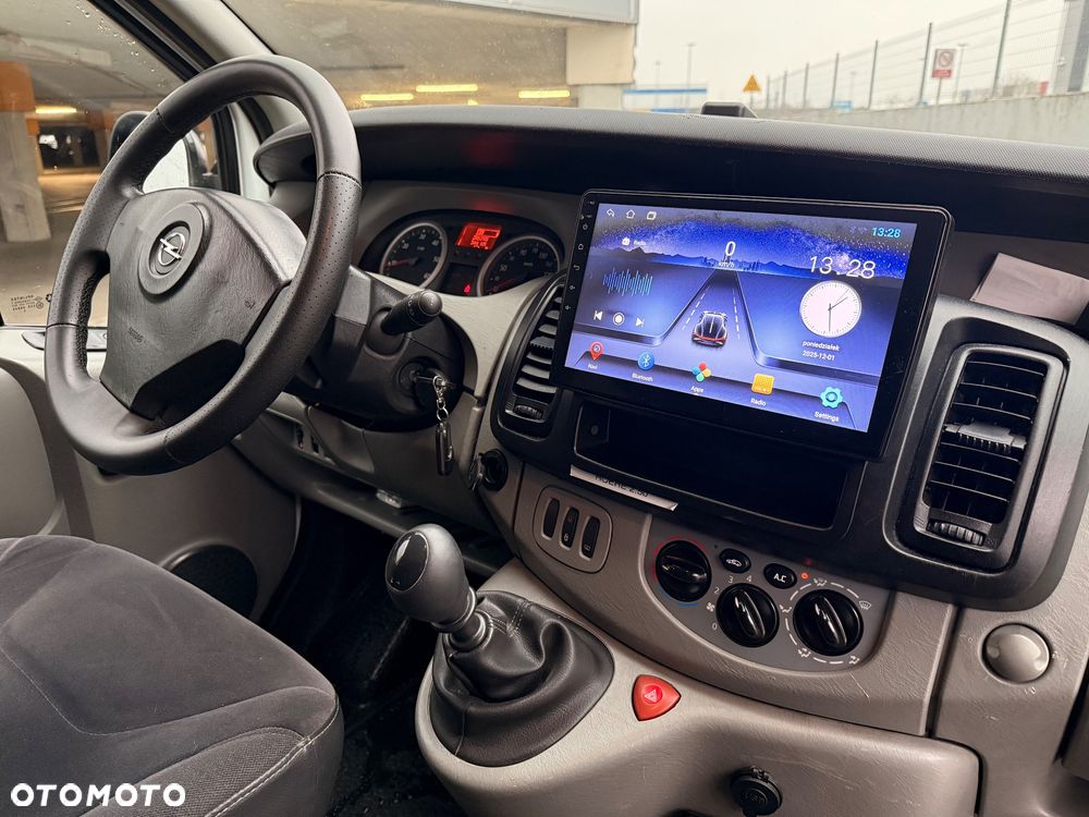 Opel Vivaro KamperVan - 12