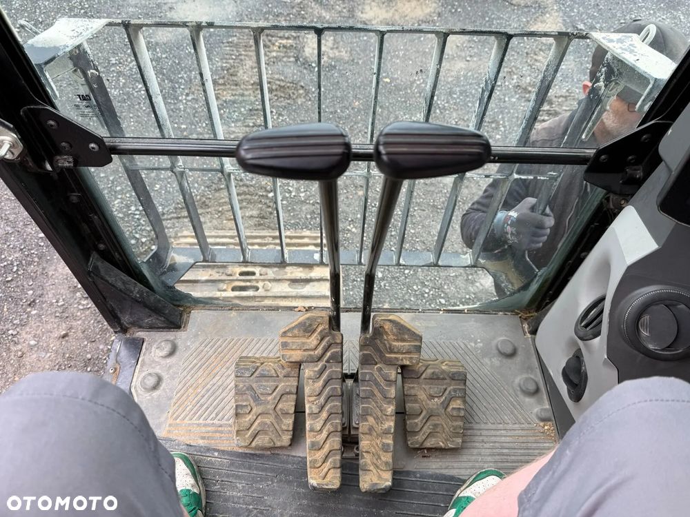 Caterpillar CAT 320 - 12