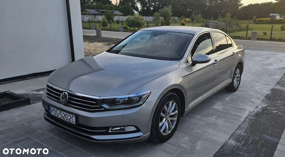 Volkswagen Passat ver-1-8-tsi-bmt-comfortline-dsg - 1