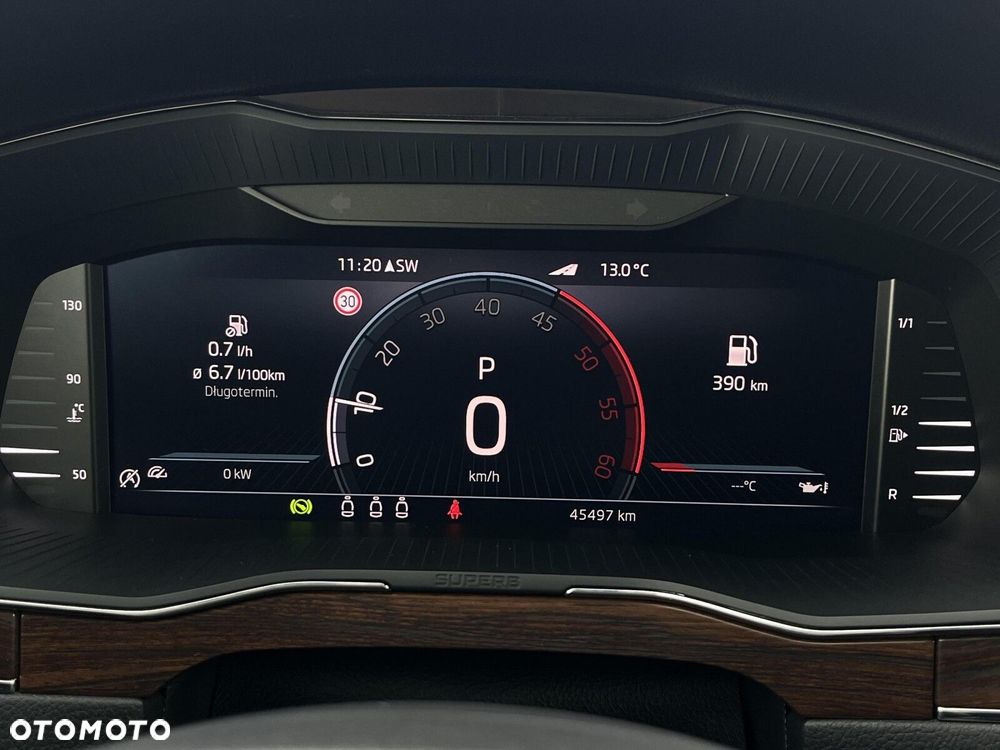 Skoda Superb 2.0 TDI SCR 4x4 Scout DSG - 17