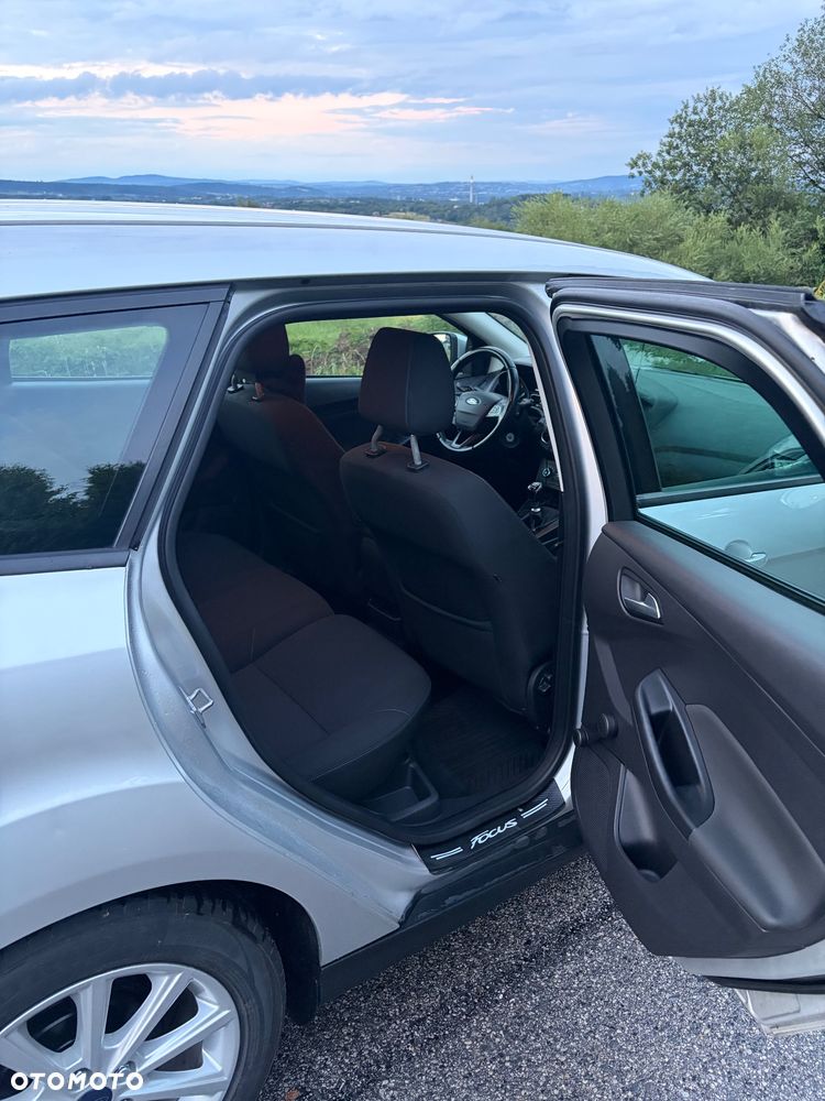 Ford Focus 1.5 TDCi Trend Sport ASS - 25
