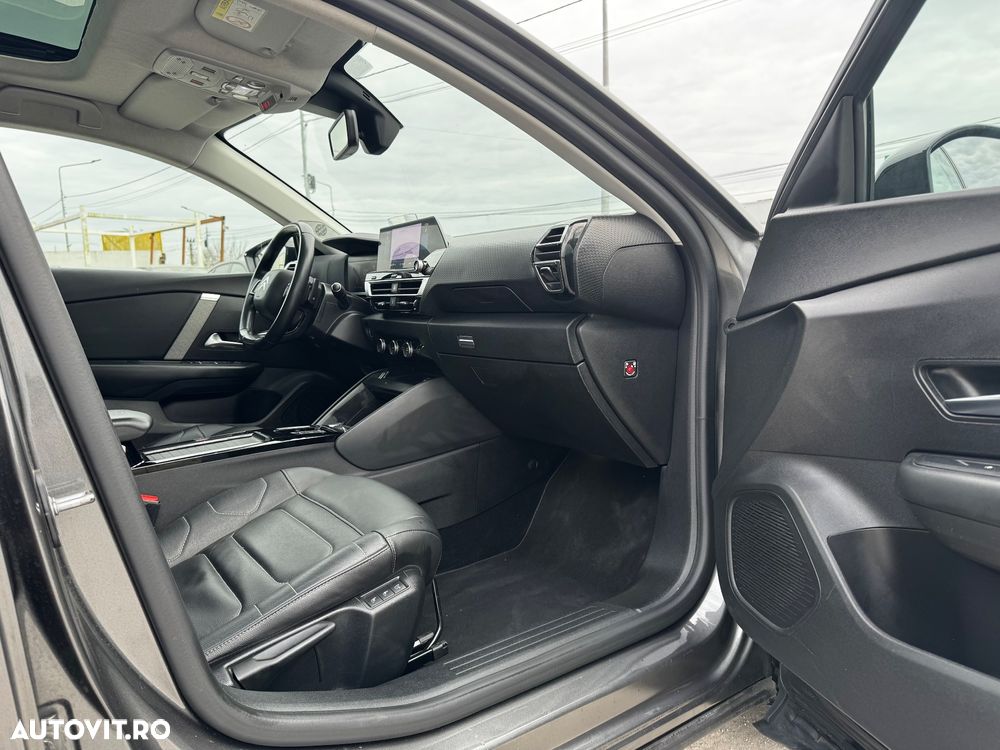 Citroën C4 1.2 PureTech S&S EAT8 Shine - 18