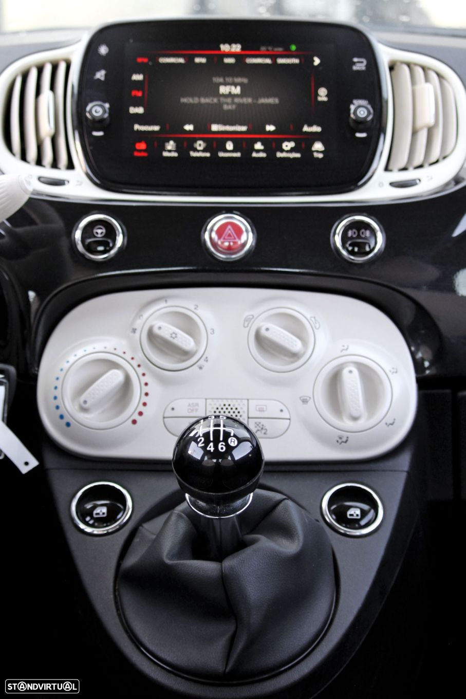 Fiat 500C 1.0 Hybrid Lounge - 32
