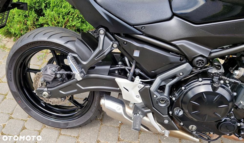 Kawasaki Z 650 - 18