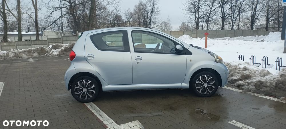 Toyota Aygo Cool - 23