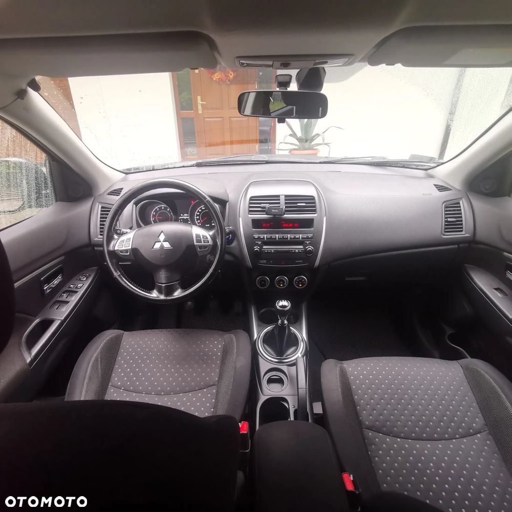 Mitsubishi ASX 1.6 Inform - 9