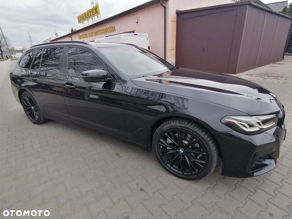 BMW Seria 5 520d M Sport Edition - 6