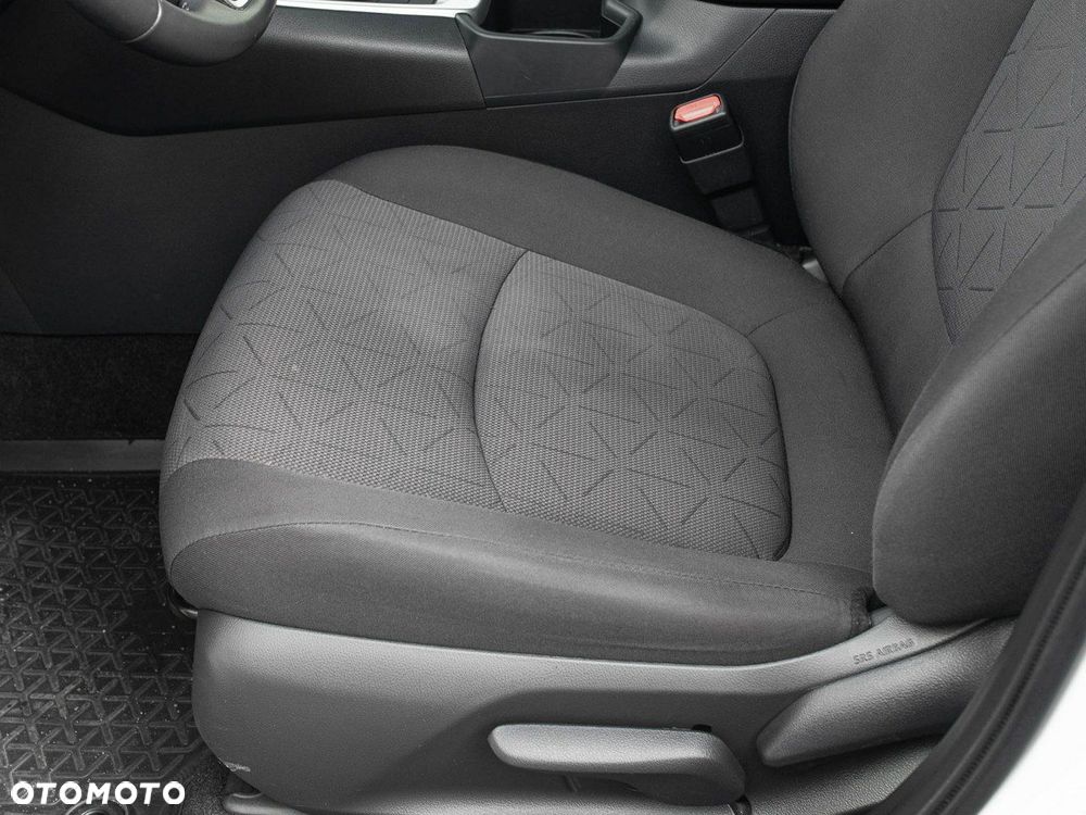 Toyota RAV4 - 11