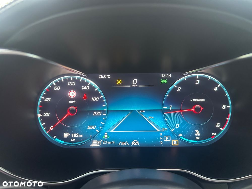 Mercedes-Benz GLC - 35