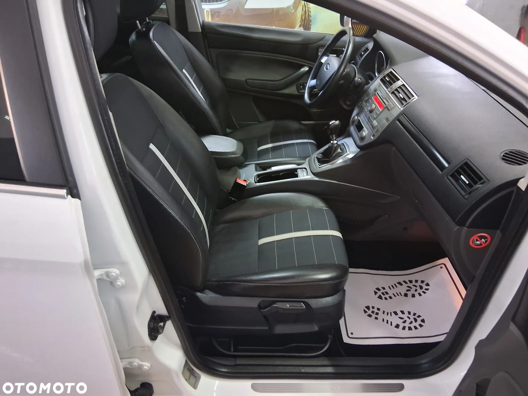 Ford Kuga 2.0 TDCi 4WD Trend - 9