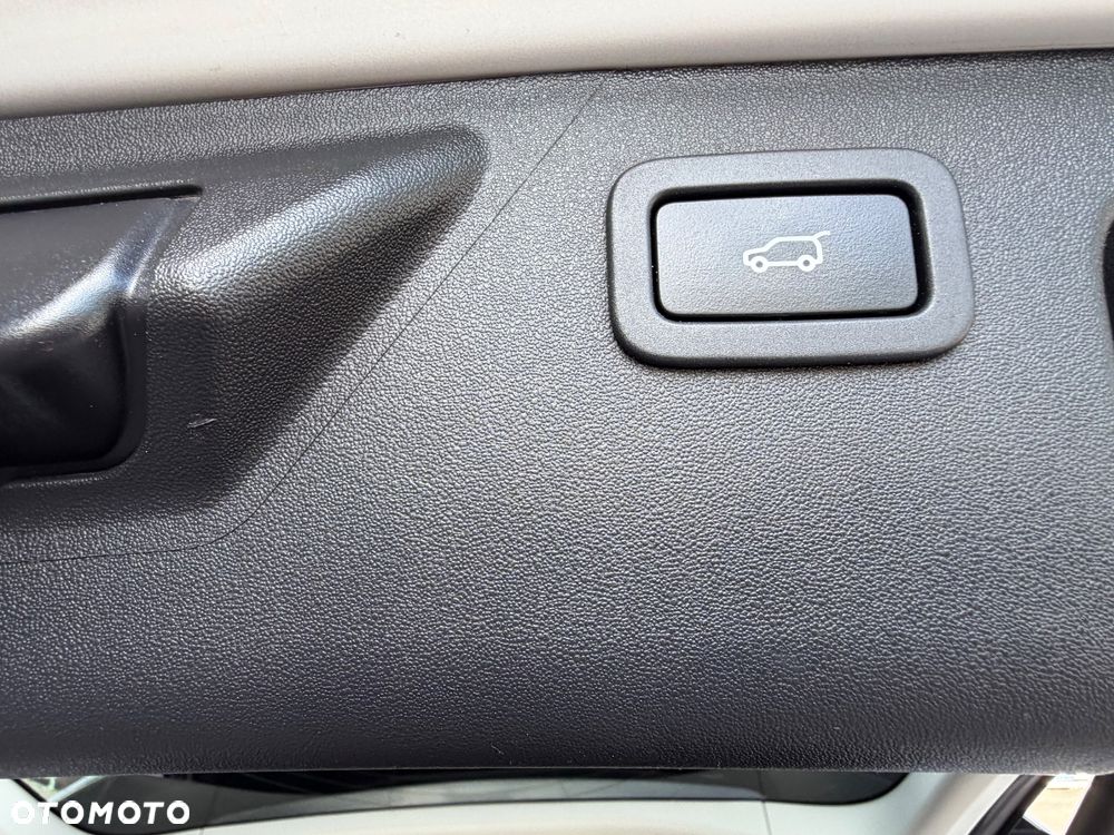 Land Rover Discovery Sport Si4 HSE - 37