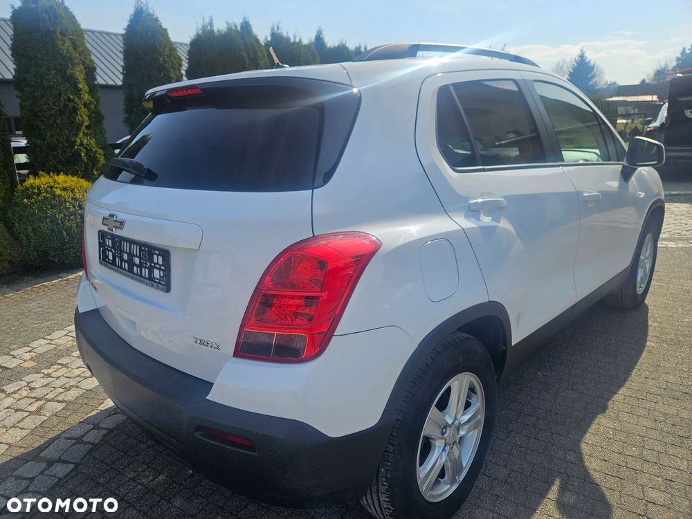 Chevrolet Trax 1.6 LS - 4