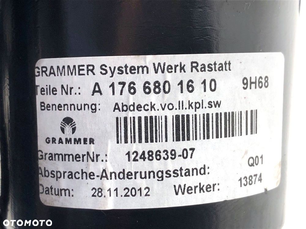 UCHWYT NA NAPOJE  MERCEDES-BENZ KLASA A (W176) 2012 - 2018 A 180 (176.042) 90 kW [122 KM] benzyna - 4