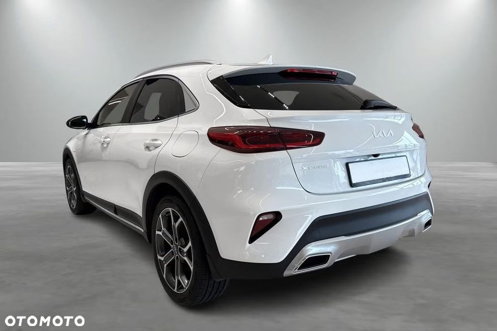 Kia XCeed - 4
