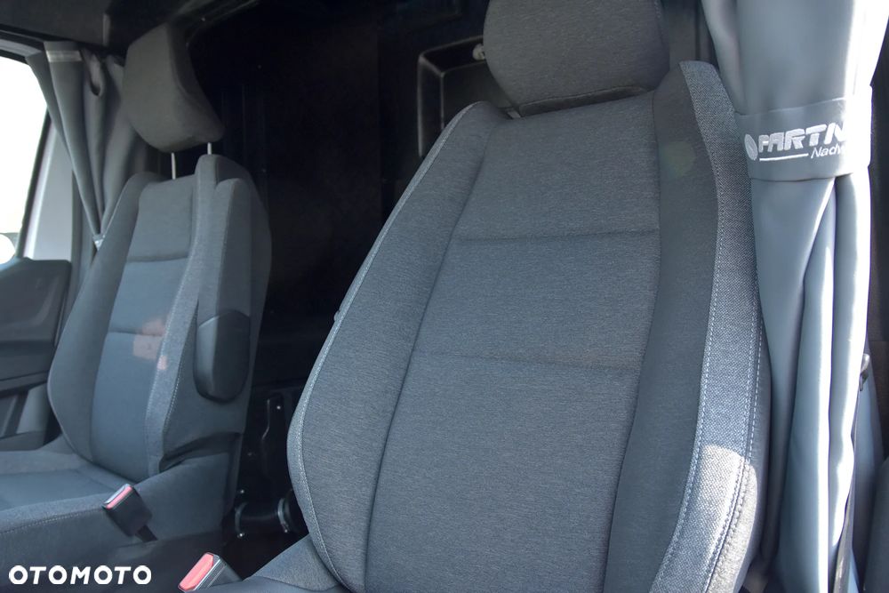 Renault Master zabudowa międzynarodowa 170KM 10EP 4200x2450x2300 - 18