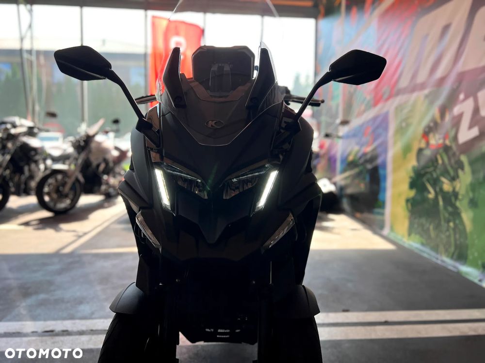 Kymco CV3 - 13