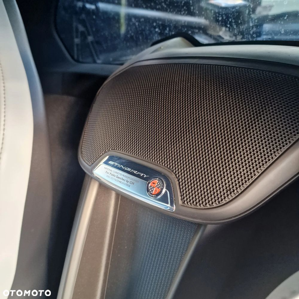 Chevrolet Corvette - 10