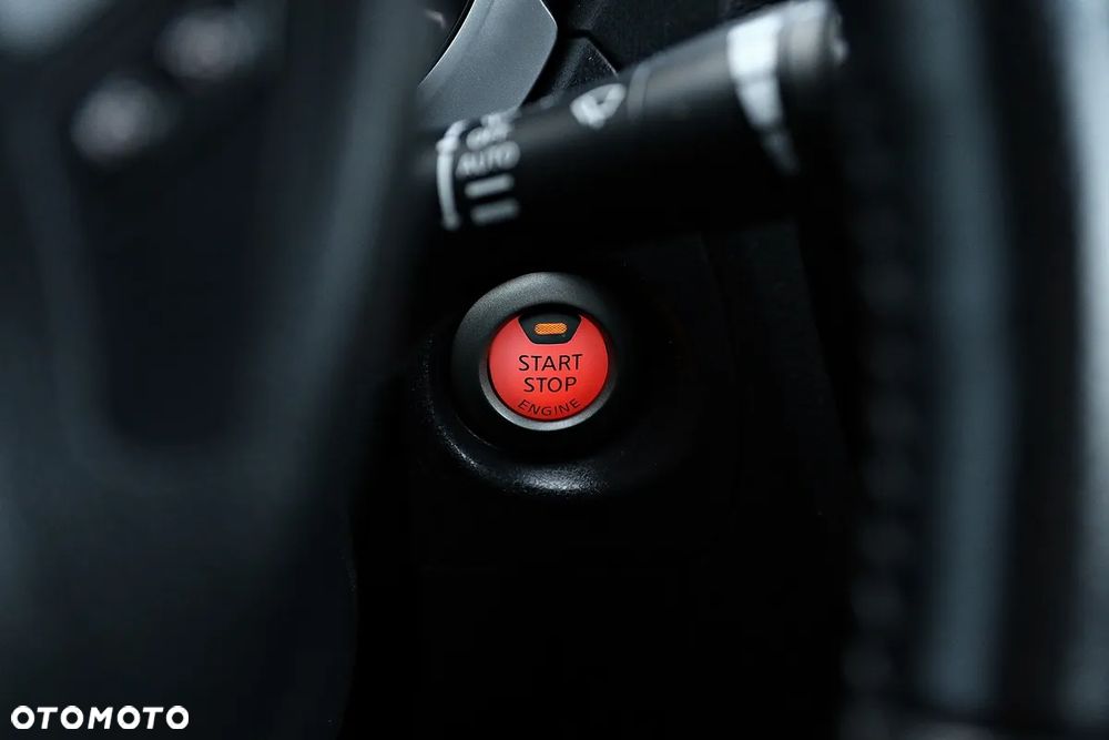 Nissan Juke 1.6 Xtronic Tekna - 25