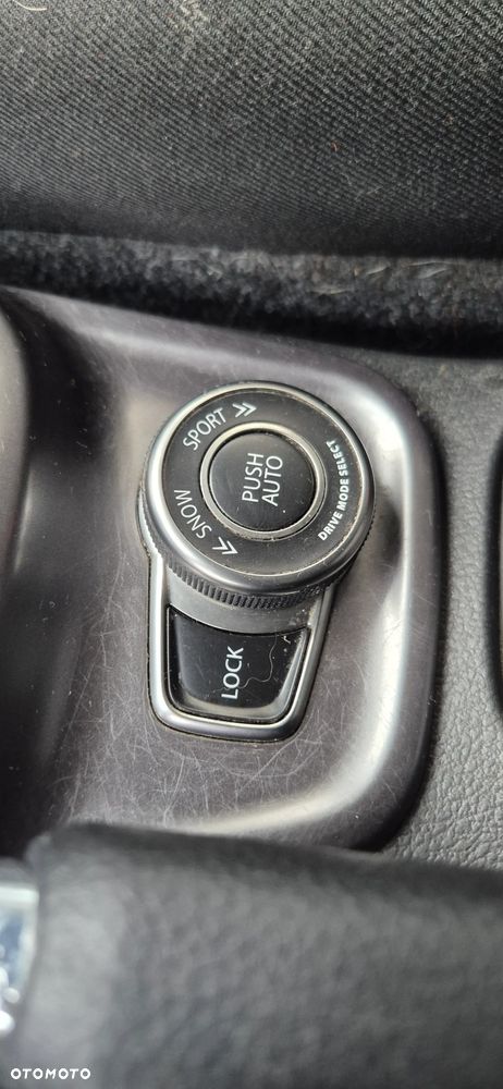Suzuki Vitara 1.0 Boosterjet Premium 4WD - 23
