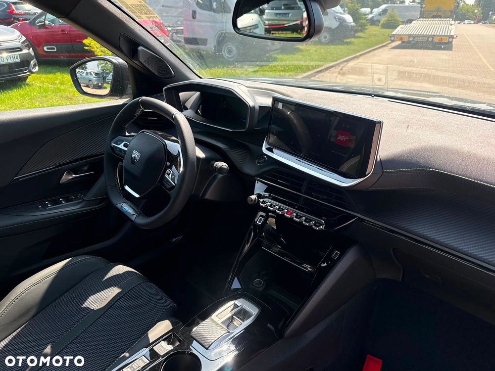 Peugeot 2008 - 22