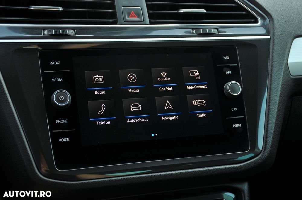 Volkswagen Tiguan - 20