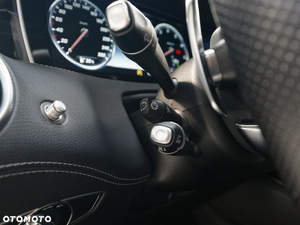 Mercedes-Benz Klasa S 400 Coupe 4-Matic 7G-TRONIC - 36