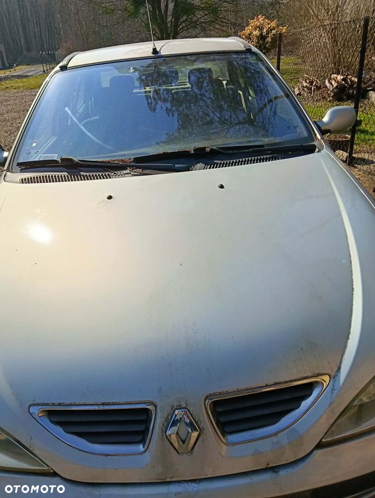 Renault Megane 1.6 - 5