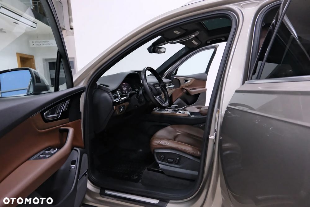 Audi Q7 - 23
