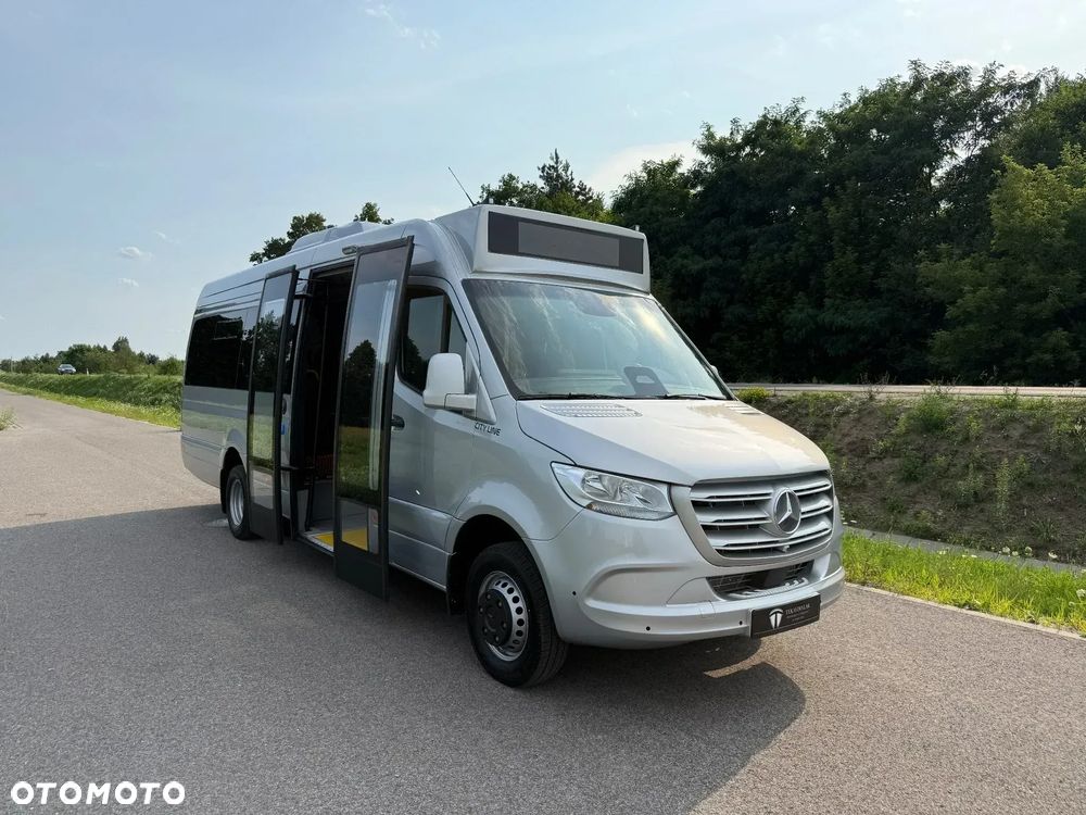 Mercedes-Benz Sprinter 517 - 1